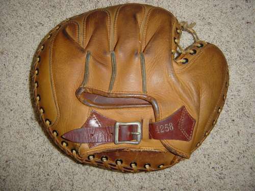 Leo Gabby Hartnett Marathon 4258 Back